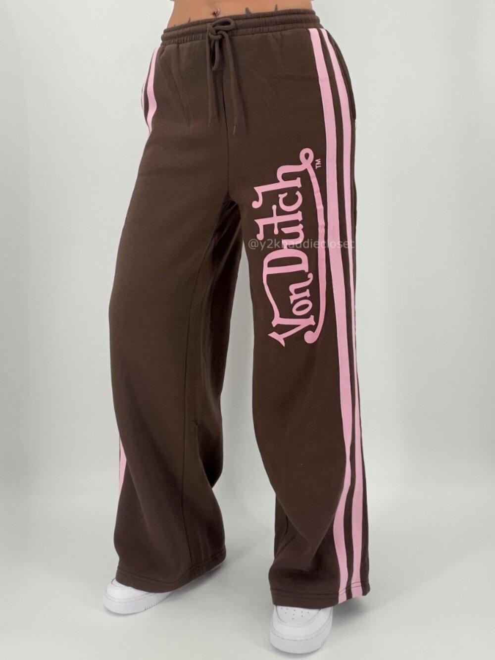 Von Dutch Sweatpants (Size XL)